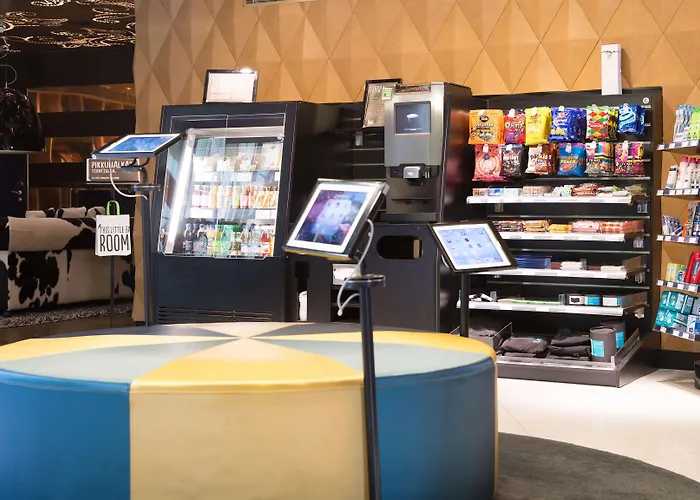 Helsinki hotels near Ateneum