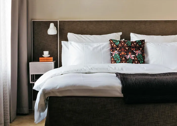 Helsinki Pet Friendly Lodging and Hotels near The Esplanadi Park
