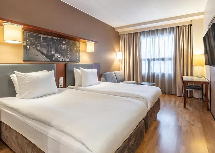 Tampere hotels near Hatanpaa Park Arboretum