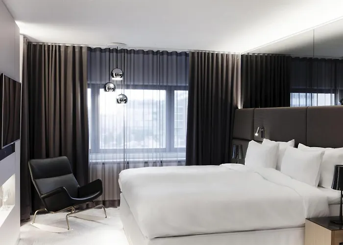 Helsinki Dog Friendly Hotels near Temppeliaukio Church